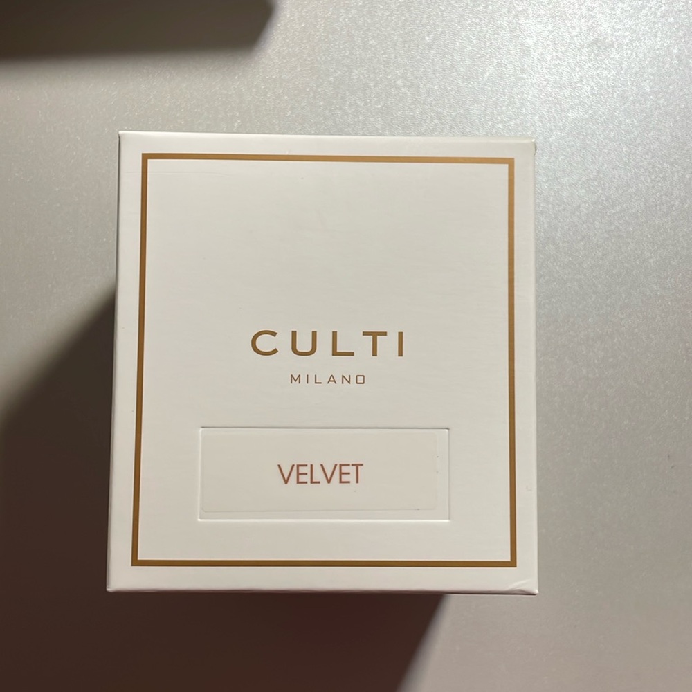 CULTI MILANO Velvet White Vase Candle 270g
